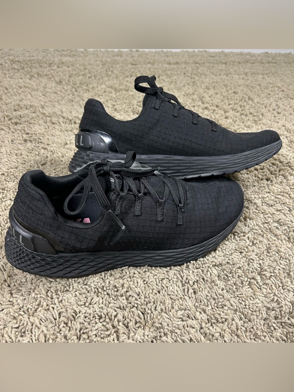 NOBULL Shoes Men 7 Women 8.5 Triple Black Athletic Running Sneakers(HOKA Insole)